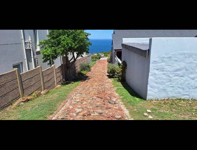 LAND FOR SALE IN LINKSIDE